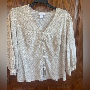 Liz Claiborne Cream Patterned Blouse